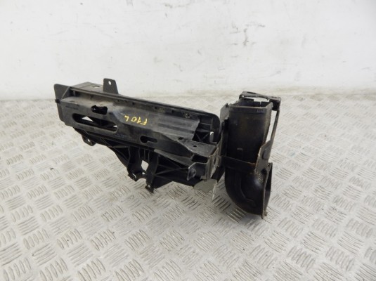 Крепление фары левой BMW 5-series (F10/11) 51 64 7 200 793