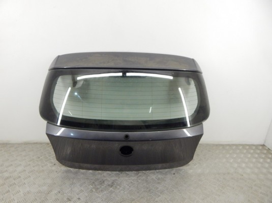 Крышка багажника (дверь 3-5) BMW 1-series (E87) Крышка багажника (дверь 3-5) BMW 1-series (E87)