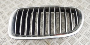 Решетка радиатора BMW 5-series (F10/11) 51 13 7 200 727 Решетка радиатора BMW 5-series (F10/11) 51 13 7 200 727
