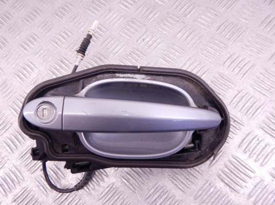 Ручка наружная передняя левая BMW 5-series (E60/61) 51 21 6 961 443 Ручка наружная передняя левая BMW 5-series (E60/61) 51 21 6 961 443