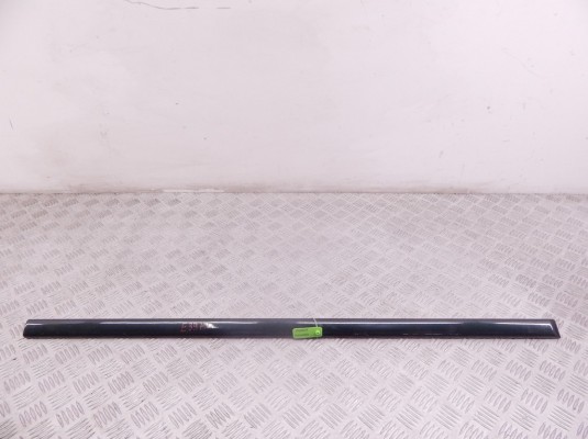 Молдинг двери передней левой BMW 5-series (E39) 51 21 2 694 035
