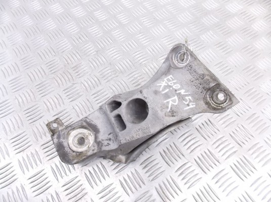 Кронштейн двигателя BMW 5-series (E60/61) 22 11 6 776 676