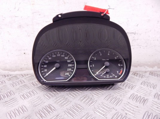 Щиток приборов (приборная панель) BMW 1-series (E87) 62 10 6 983 527