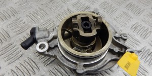 Насос вакуумный BMW X5-series (E70) 11 66 7 791 232