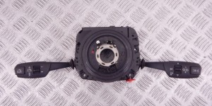 SZL (Коммутационный центр в рулевой колонке) BMW 1-series (E87) 61 31 6 989 557 SZL (Коммутационный центр в рулевой колонке) BMW 1-series (E87) 61 31 6 989 557