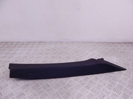 Обшивка стойки передней правой BMW X5-series (E53) 51 43 8 203 866