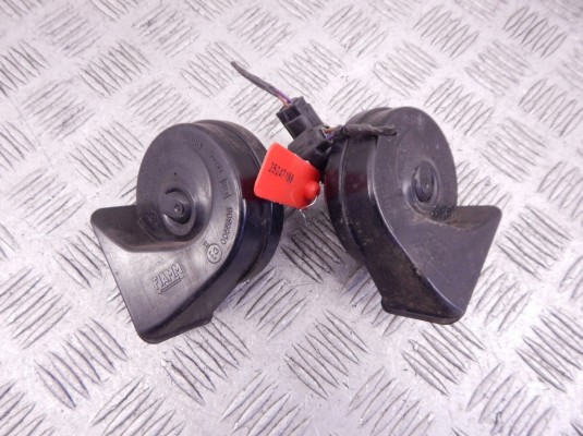 Сигнал (клаксон) BMW 3-series (E90/91/92) 61 33 7 159 420 Сигнал (клаксон) BMW 3-series (E90/91/92) 61 33 7 159 420