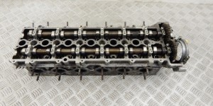 Головка блока цилиндров BMW X3-series (E83) 11 12 7 806 061 Головка блока цилиндров BMW X3-series (E83) 11 12 7 806 061
