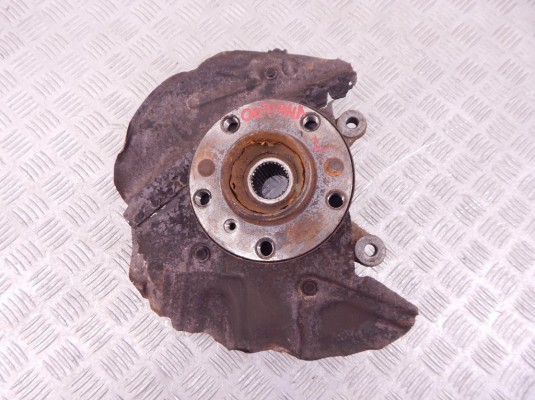 Ступица передняя левая BMW X5-series (E53) 31 21 6 761 575