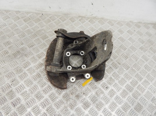 Ступица задняя правая BMW X5-series (E53) 33 32 1 095 240