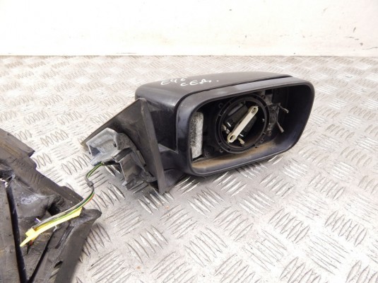Зеркало наружное правое BMW 3-series (E46) 51 16 8 245 128