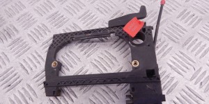 Скелет ручки наружной передней правой BMW 5-series (E39) 51 21 8 245 354 Скелет ручки наружной передней правой BMW 5-series (E39) 51 21 8 245 354