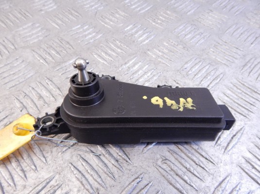 Сервопривод заслонок впускного коллектора BMW 3-series (E46) 11 61 7 511 383