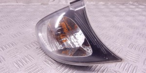 Поворотник правый BMW 3-series (E46) 63 13 7 165 850 Поворотник правый BMW 3-series (E46) 63 13 7 165 850
