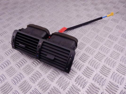 Дефлектор обдува салона BMW 3-series (E46) 64 22 8 361 895