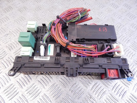 Блок предохранителей BMW X5-series (E53) 61 13 8 380 407