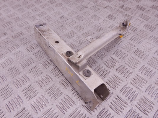 Отбойник бампера переднего BMW 7-series (F01/02) 51 11 7 158 871