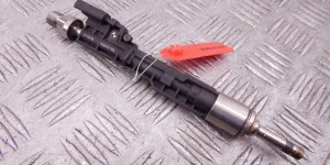 Форсунка BMW 3-series (F30/31) 13 64 7 639 994