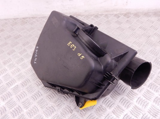 Корпус воздушного фильтра BMW 6-series (E63/E64) 13 71 7 792 416 Корпус воздушного фильтра BMW 6-series (E63/E64) 13 71 7 792 416