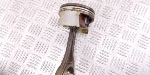 Поршень BMW 7-series (E65/66) 11 25 7 519 916