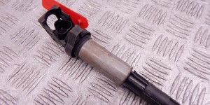 Катушка зажигания BMW X3-series (E83) 12 13 1 712 219