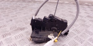 Замок двери передней левой BMW 3-series (E46) 51 21 7 011 241