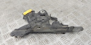 Петля капота BMW X1-series (F48) 7329442