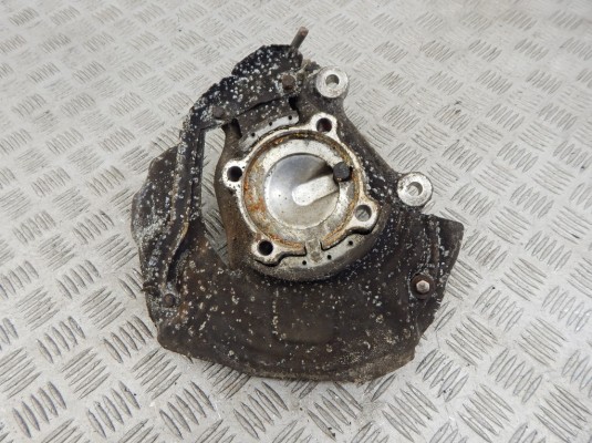 Ступица передняя левая BMW 5-series (E39) 31 21 1 092 853 Ступица передняя левая BMW 5-series (E39) 31 21 1 092 853