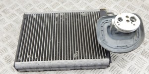 Испаритель кондиционера BMW 7-series (F01/02) 64 11 9 383 678