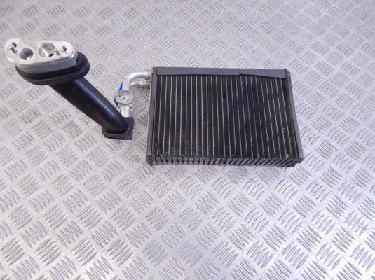 Испаритель кондиционера BMW X5-series (E53) 64 11 8 385 560
