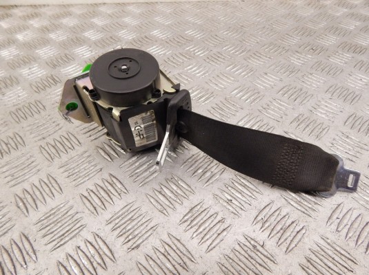 Ремень безопасности задний центральный BMW 3-series (E90/91/92) 72 11 7 132 245 Ремень безопасности задний центральный BMW 3-series (E90/91/92) 72 11 7 132 245