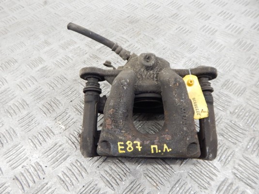 Суппорт передний левый BMW 1-series (E87) 34 11 6 774 681 Суппорт передний левый BMW 1-series (E87) 34 11 6 774 681