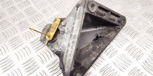 Кронштейн двигателя BMW 5-series (E60/61) 22 11 6 761 149