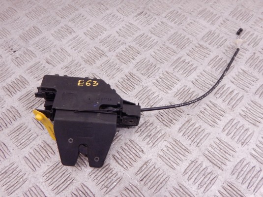 Замок багажника BMW 6-series (E63/E64) 51 24 7 840 617 Замок багажника BMW 6-series (E63/E64) 51 24 7 840 617