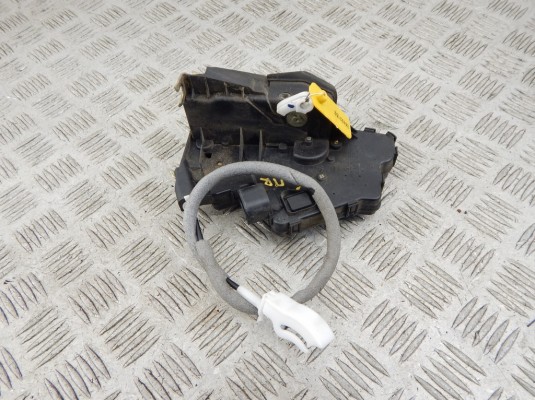 Замок двери передней правой BMW 3-series (E46) 51 21 7 011 244