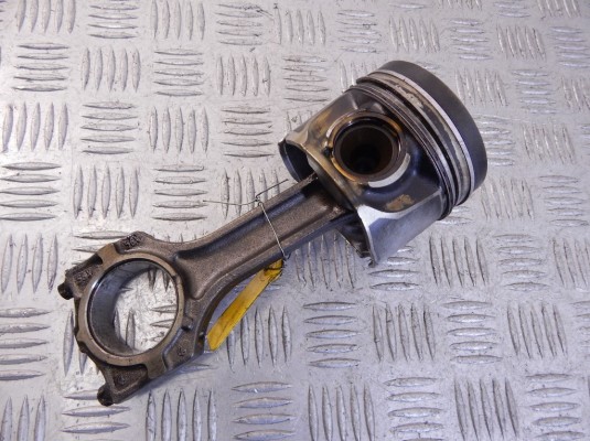 Поршень BMW X5-series (E53) 11 25 7 788 396