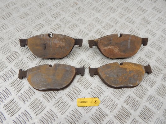 Тормозные колодки передние BMW 7-series (F01/02) Тормозные колодки передние BMW 7-series (F01/02)