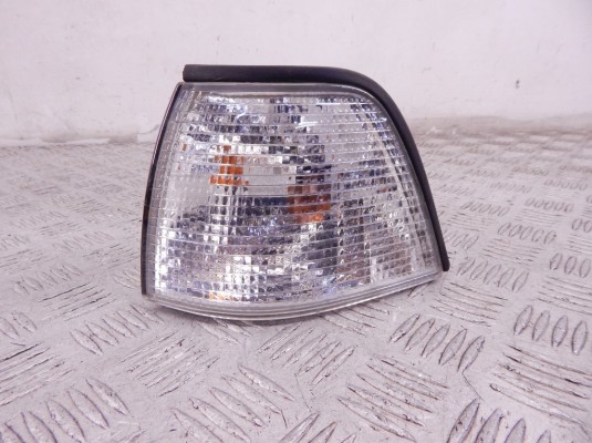 Повторитель передний левый BMW 3-series (E36)