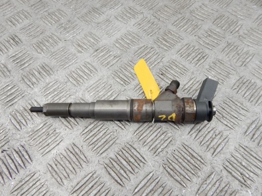 Форсунка BMW 5-series (E60/61) 13 53 7 794 652 Форсунка BMW 5-series (E60/61) 13 53 7 794 652