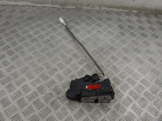 Замок двери передней правой BMW 3-series (E46) 51 21 7 011 244
