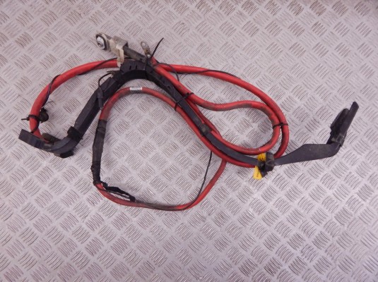 Плюсовой провод аккумулятора BMW 5-series (E60/61) 61 12 6 927 705