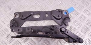 Петля капота левая BMW 7-series (F01/02) 7 200 013