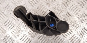 Кронштейн крепления бампера переднего BMW 3-series (E46) 51 11 7 030 620