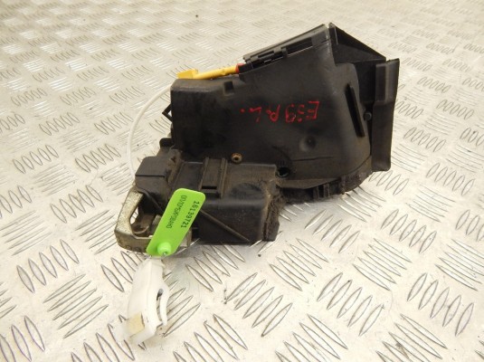 Замок двери передней левой BMW 5-series (E39) 51 21 8 235 097