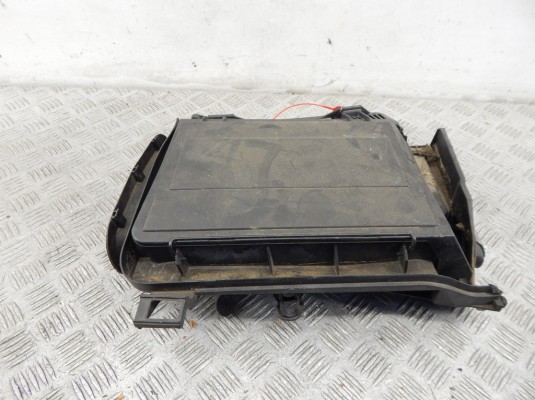 Корпус салонного фильтра BMW 5-series (E39) 64 31 8 379 625 Корпус салонного фильтра BMW 5-series (E39) 64 31 8 379 625