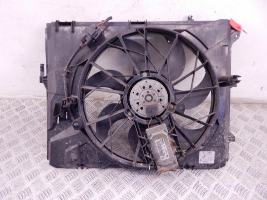 Вентилятор радиатора BMW 3-series (E90/91/92) 17 42 7 563 259