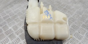 Бачок расширительный BMW X1-series (F48) 17 13 7 617 362 Бачок расширительный BMW X1-series (F48) 17 13 7 617 362