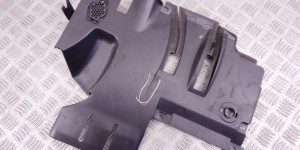 Кожух рулевой колонки BMW 5-series (E39) 51 45 8 233 510 Кожух рулевой колонки BMW 5-series (E39) 51 45 8 233 510