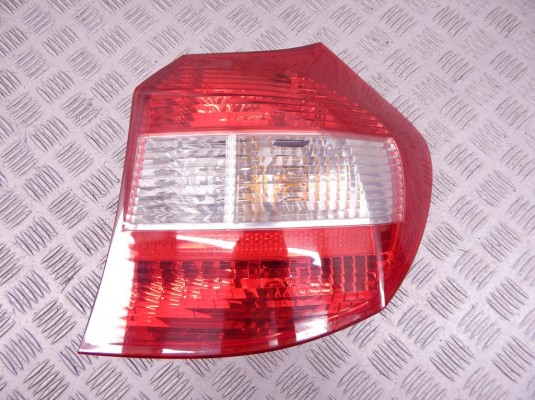 Фонарь задний правый BMW 1-series (E87) 63 21 6 924 502 Фонарь задний правый BMW 1-series (E87) 63 21 6 924 502