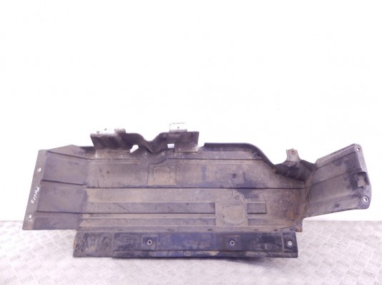 Защита топливного бака BMW X5-series (E53) 51 71 8 408 767